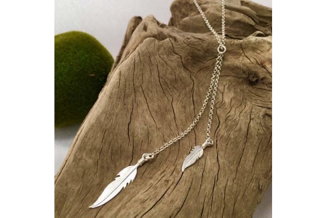 feather_necklace