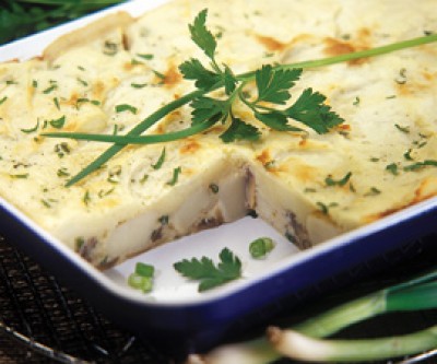 Scallop Casserole with Mashed Potato Topping