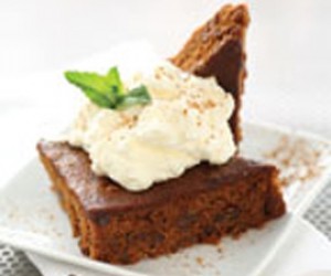 Newfoundland Molasses Raisin Cake Newfoundland Molasses Raisin Cake