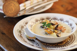 Hearty Mussel Chowder