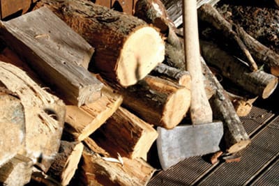 Hot Stuff – The Modern Facts, Old-Fashioned Wood